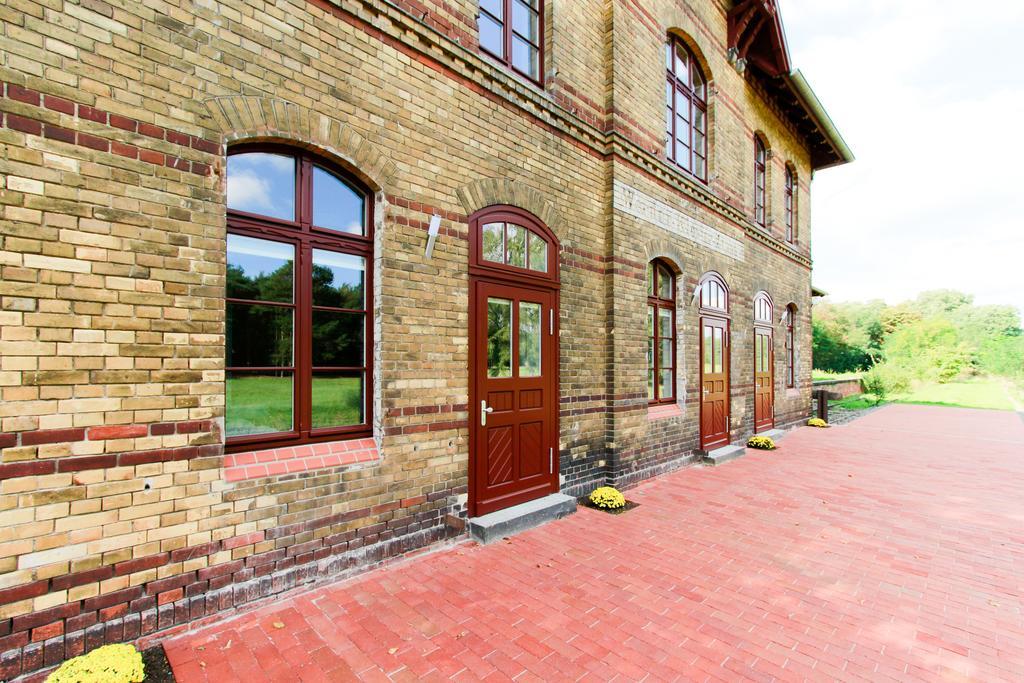 Ferienwohnungen Bahnhof Werder 주터복 외부 사진